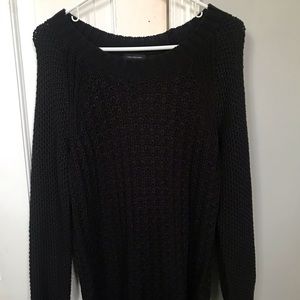 Cute black sweater!